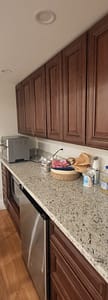 A small galley kitchen: how many kitchen cabinets do I need?